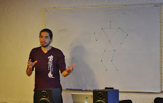 Conferencia del Maestro Mauro Herrera.jpg