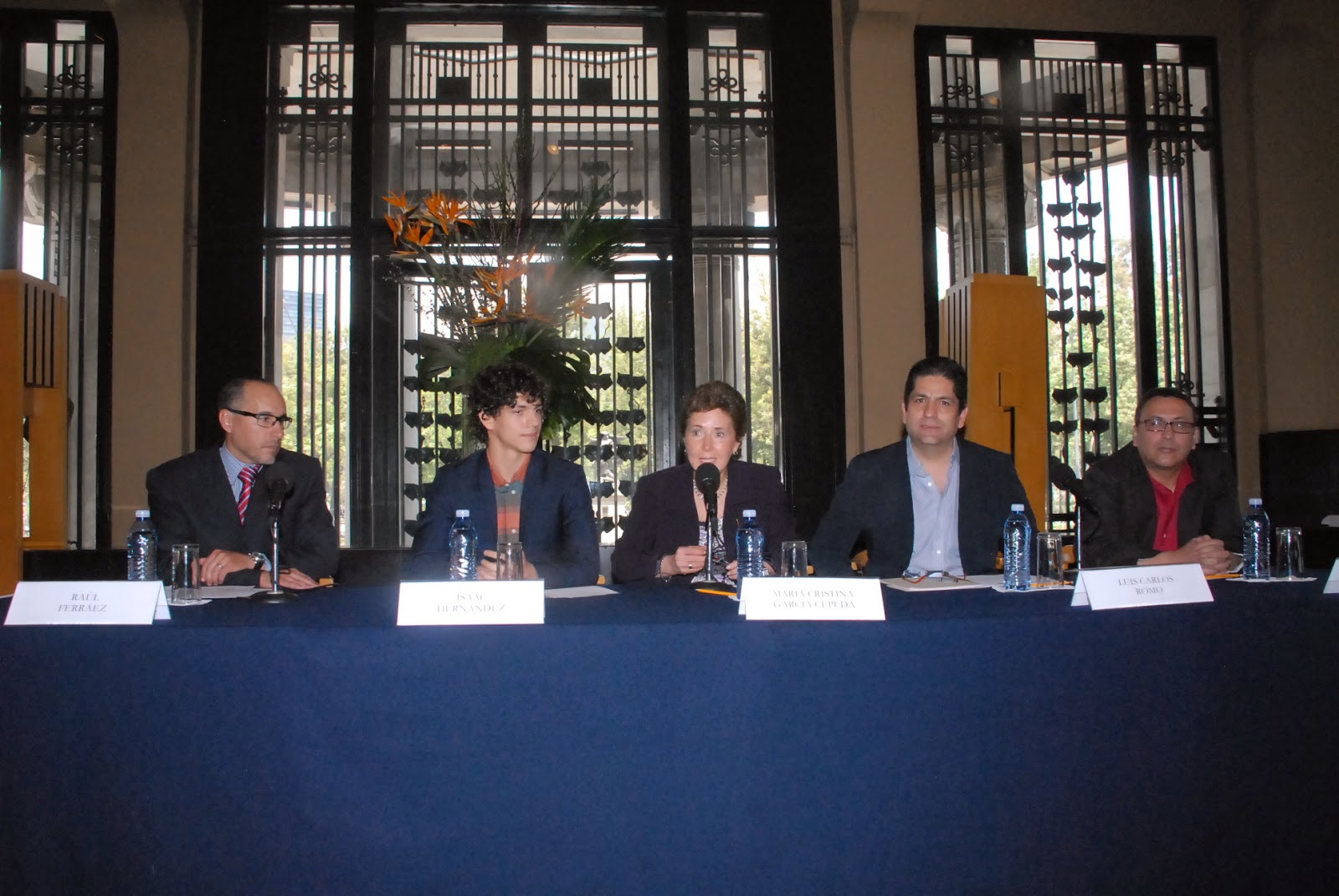 Raúl Ferráez, Isaac Hernández, Ma. Cristina García, Ca rlos Romo y Cuauhtémoc Nájera.jpg