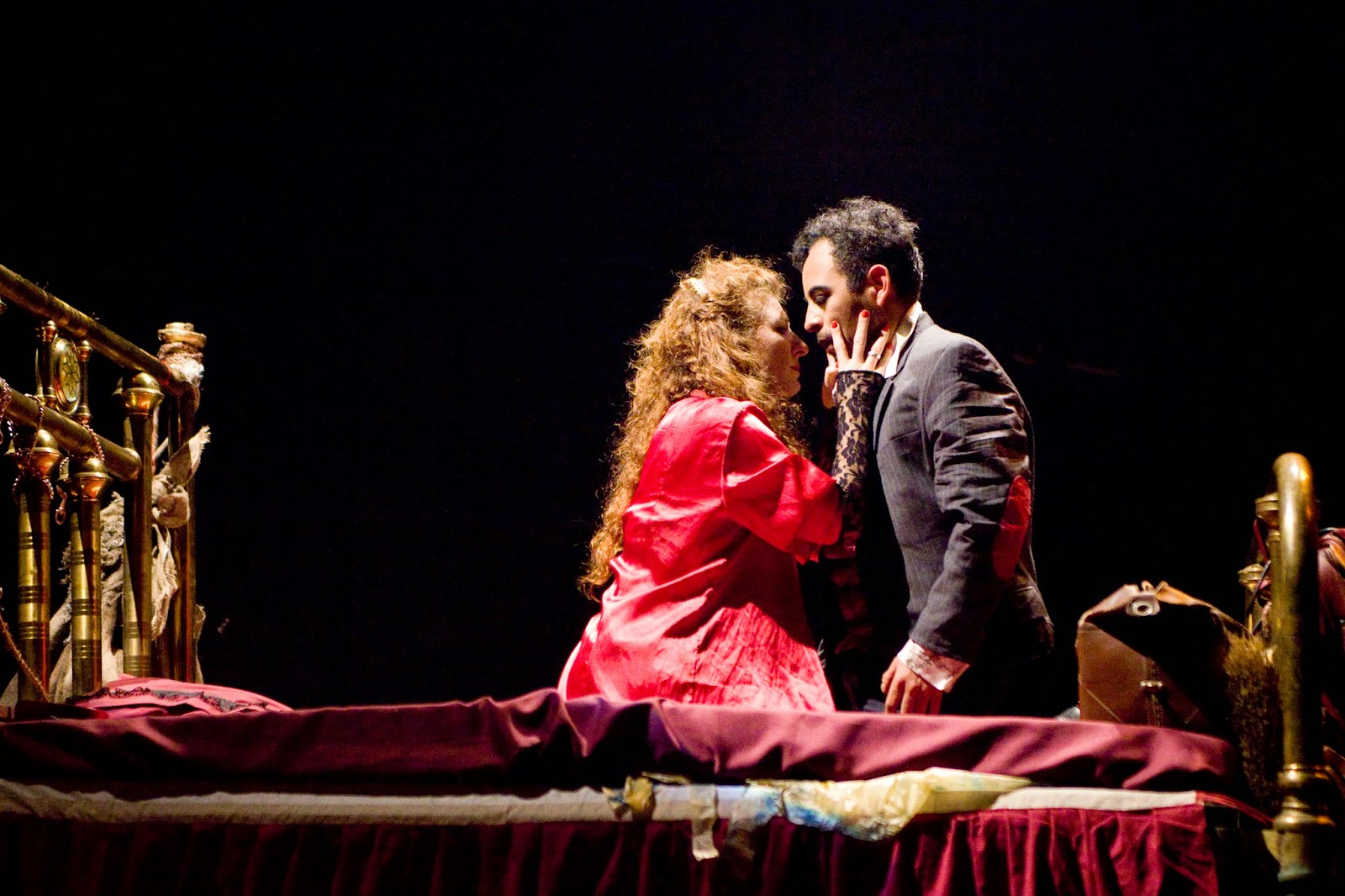 Primer encuentro, Amanda Schmelz y Antonio cerezo.jpg