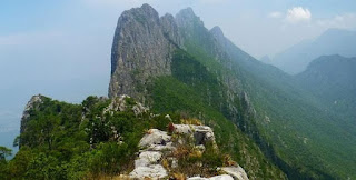 Cumbres Monterrey.jpg