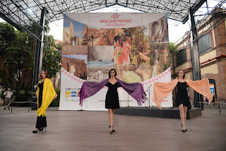Muestra de Rebozo de Santa María del Río.jpg