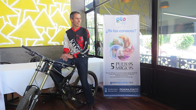Gustavo Atienza.jpg