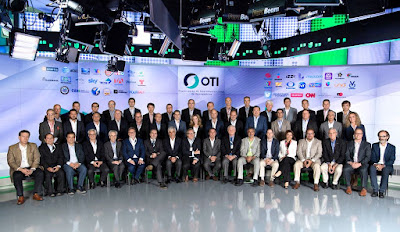 Familia OTI.jpg